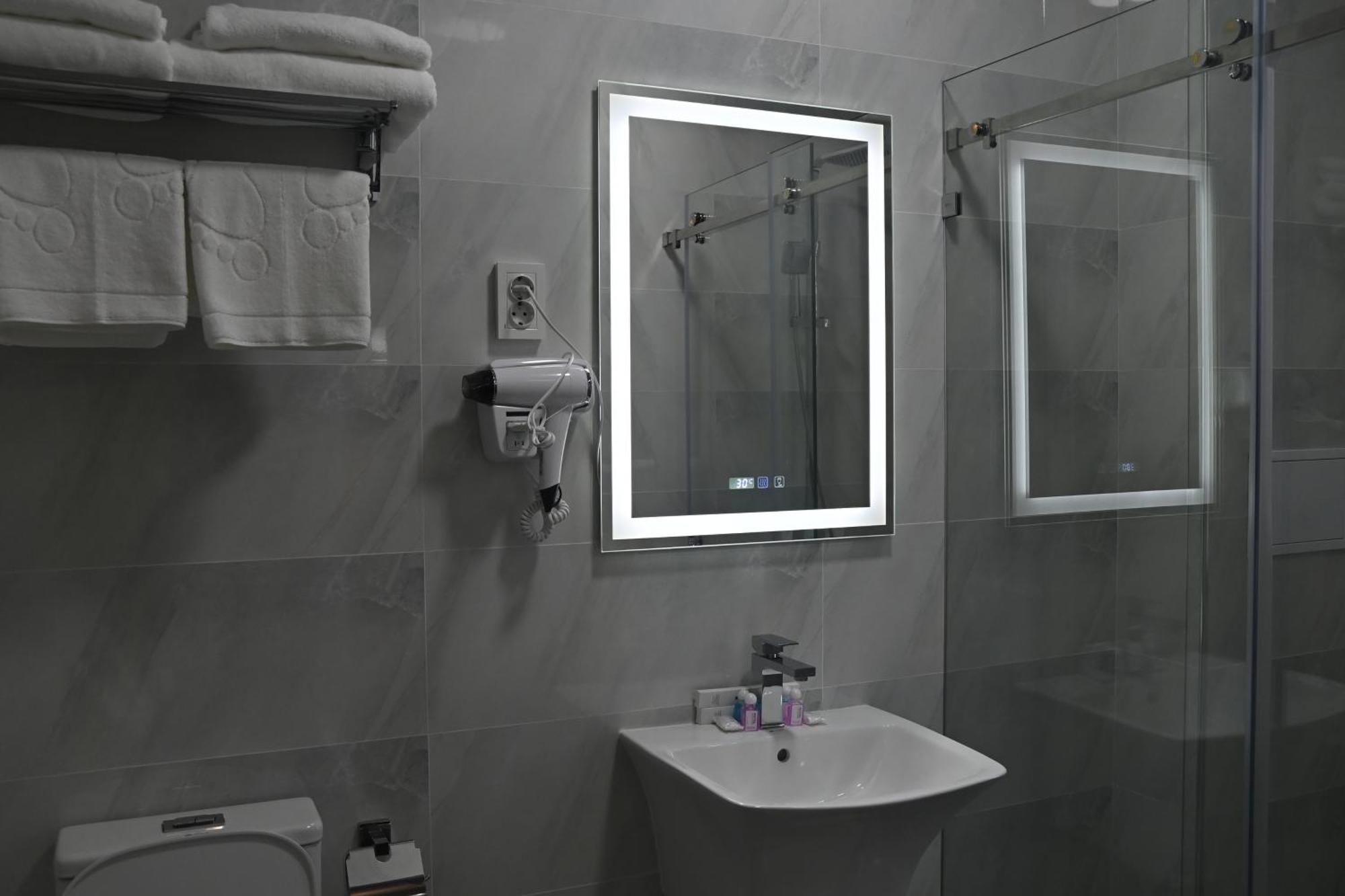 My Status Hotel Tashkent Bagian luar foto