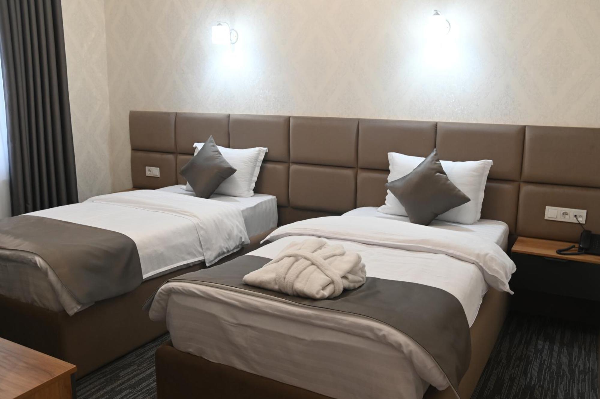 My Status Hotel Tashkent Bagian luar foto