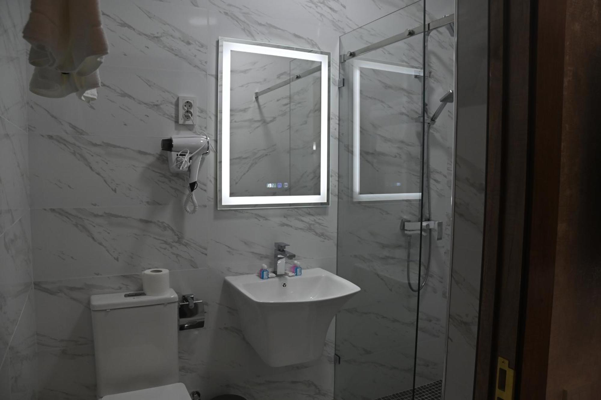 My Status Hotel Tashkent Bagian luar foto